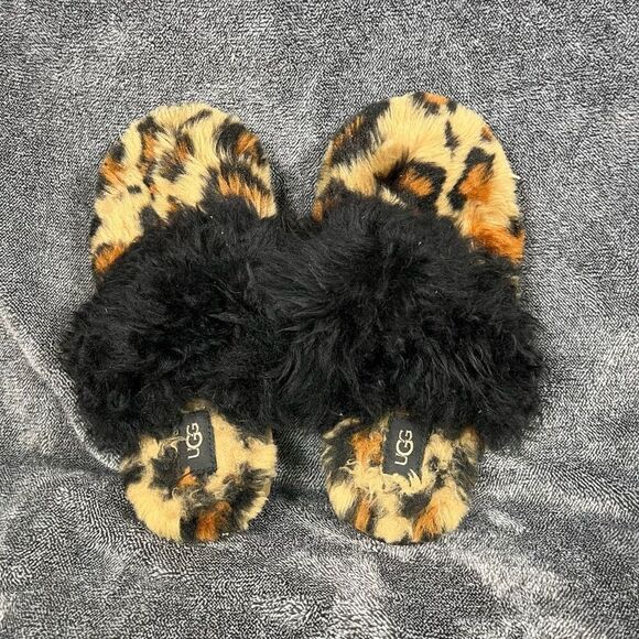UGG Leopard Scuffette II Slippers Shoes (Size US 2) - Picture 1 of 6